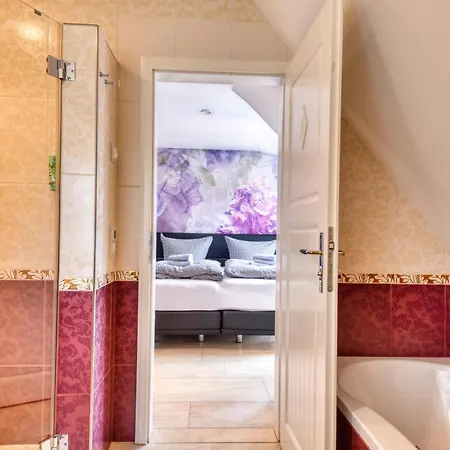Kapitaens Hus Ii Gross Stresow *